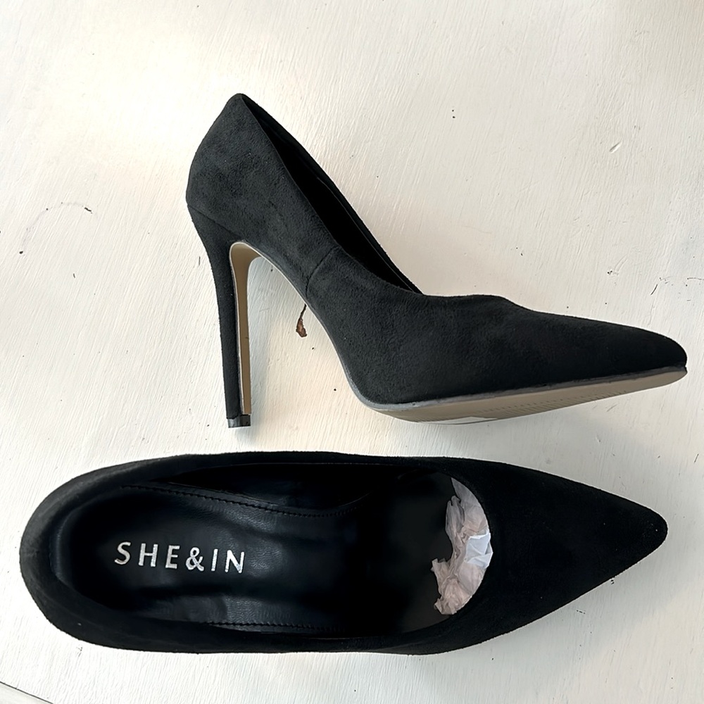 SHE&IN Ladies black faux suede spike heels 41/10